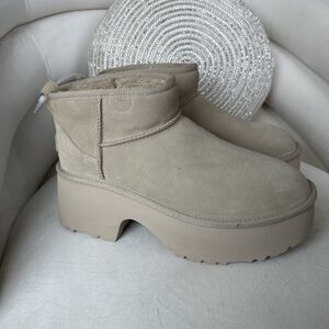UGG Women's Beige Platform Ankle Boots NWT